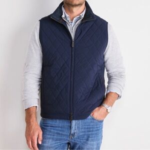 Vineyard Vines Men’s Quilted Vest